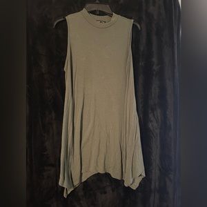 Green top/dress